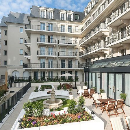 Medicis Home Puteaux Exterior foto